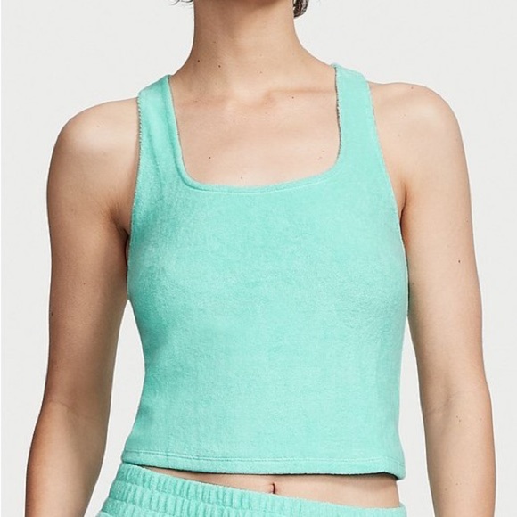 Victoria’s Secret NWT On Point Turquoise Lipsmacker Cropped Racerback Terry Tank - Picture 2 of 10